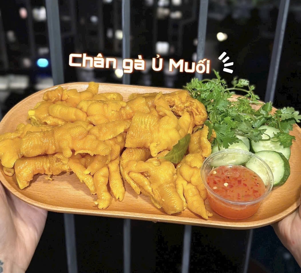 Chân Gà Ủ Muối Rút Xương